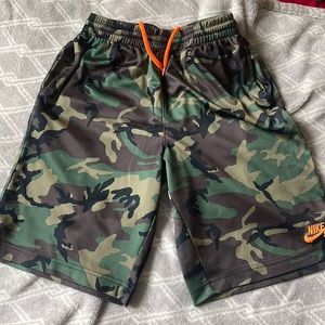 Boys Nike SB camouflage shorts